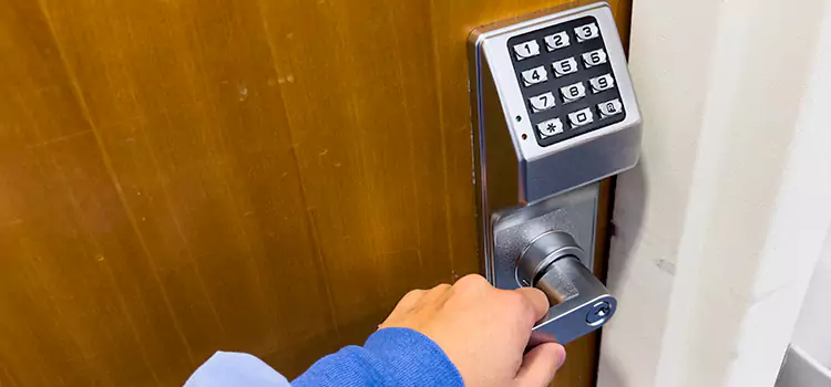 Why Choose Us for Your Keypad Lock Needs in Country Club, FL?